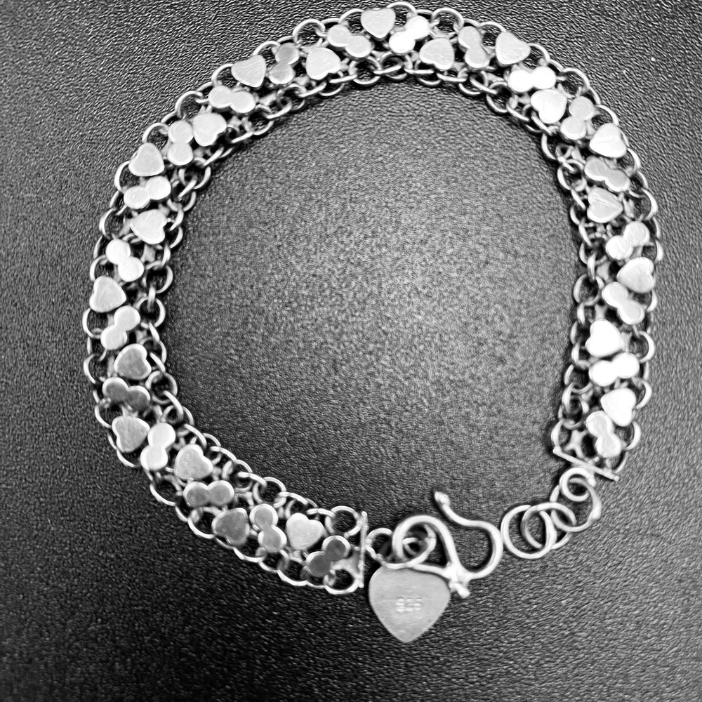Unsigned 925 Sterling Silver Bracelet Vintage Hearts Mesh Silver 6.75"
